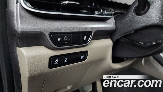 Kia Carnival 2024 — Фото 16/20