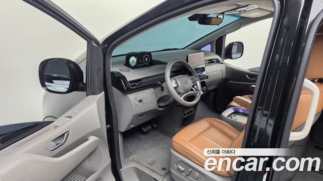 Hyundai Staria 2021 — Şəkil 11/20