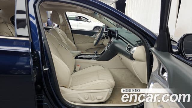Genesis G70 2019 — Şəkil 17/20