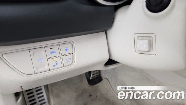 Genesis G70 2019 — Şəkil 19/20