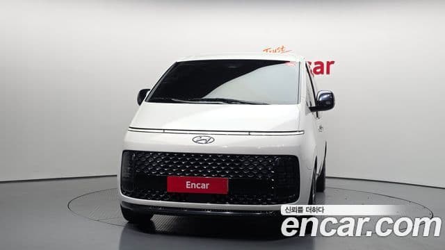 Hyundai Staria 2022 — Фото 3/20