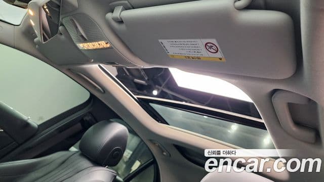 Mercedes-Benz E-Class 2019 — Şəkil 17/20