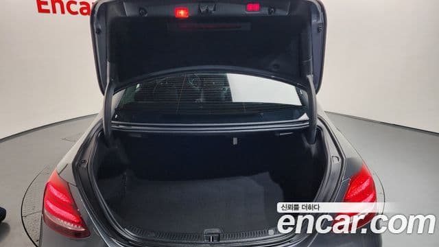 Mercedes-Benz E-Class 2019 — Şəkil 20/20