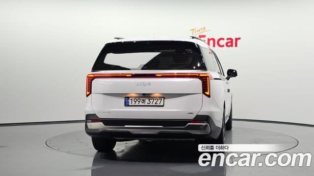 Kia Carnival 2024 — Şəkil 4/20