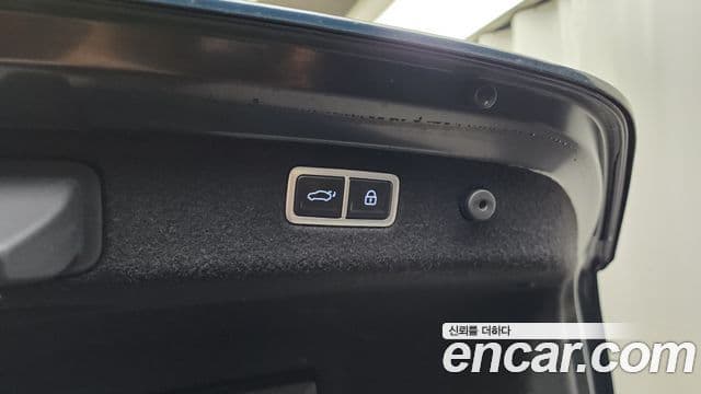 Genesis G70 2022 — Şəkil 28/35