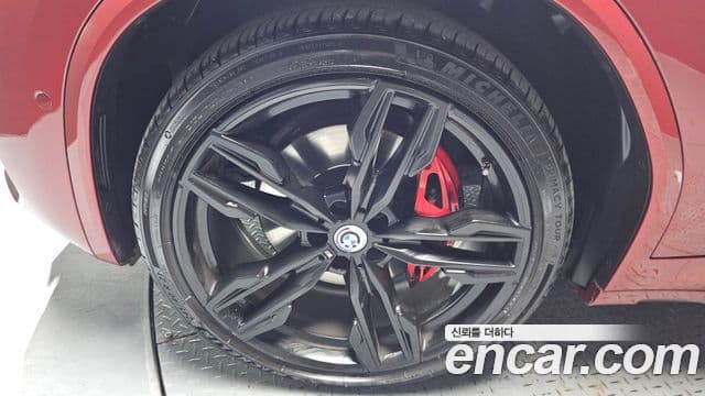 BMW X4 2018 — Фото 4/20