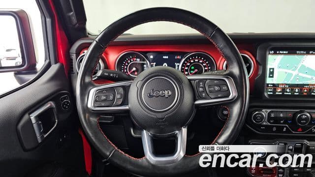 Jeep Gladiator 2022 — ფოტო 13/20