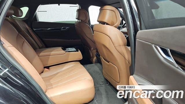 Genesis Electrified G80 2022 — Şəkil 12/20