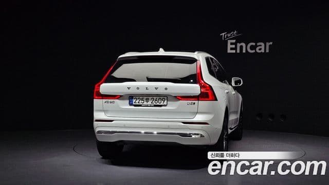 Volvo XC60 2024 — Şəkil 4/20