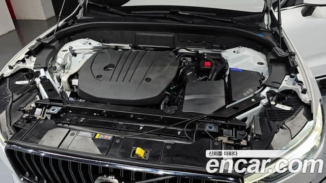 Volvo XC60 2024 — Şəkil 6/20