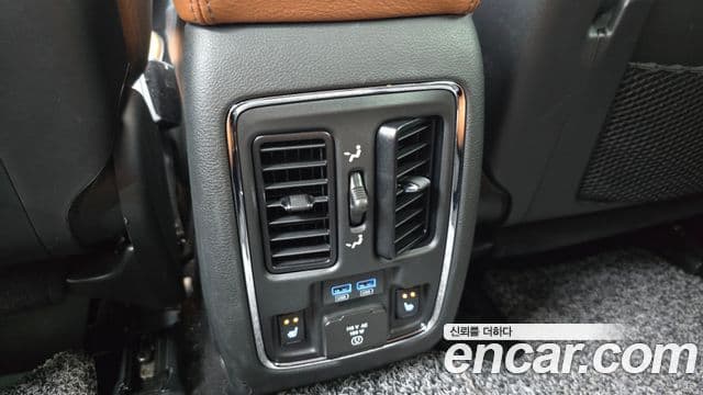 Jeep Grand Cherokee 2021 — Şəkil 19/20