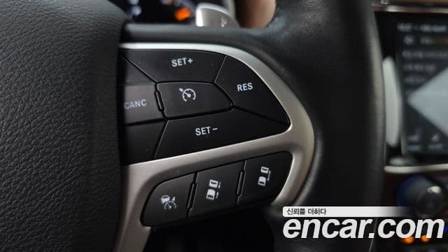 Jeep Grand Cherokee 2021 — Şəkil 20/20