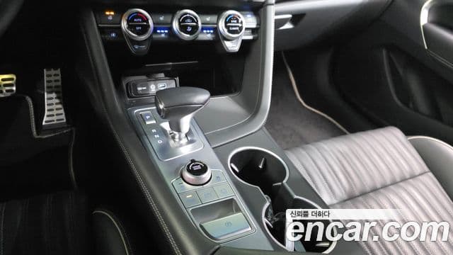 Genesis G70 2019 — Photo 4/32