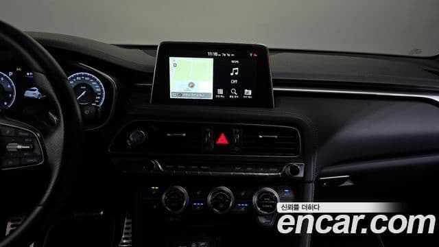 Genesis G70 2019 — Photo 6/32