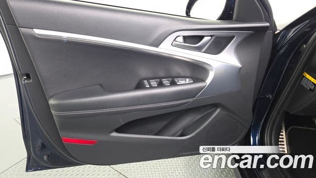 Genesis G70 2019 — Photo 7/32
