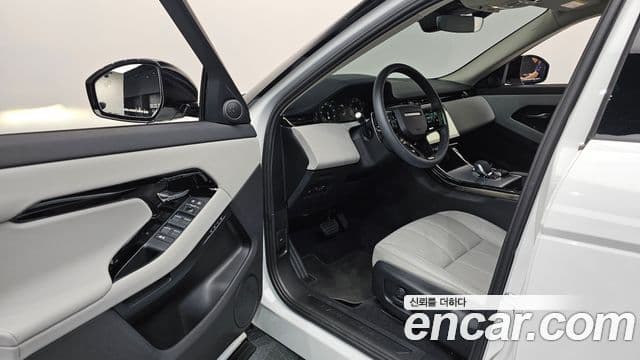 Land Rover Range Rover Evoque 2025 — Фото 9/20