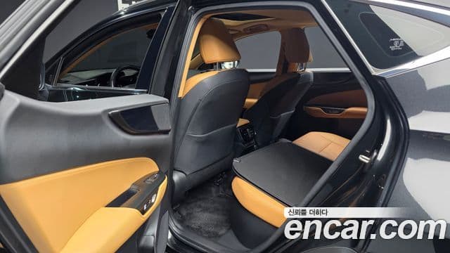 Lexus NX350h 2023 — Photo 35/37