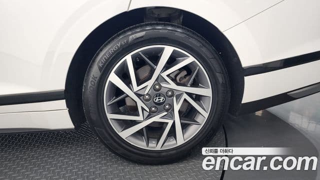 Hyundai Grandeur Hybrid 2023 — Photo 6/36