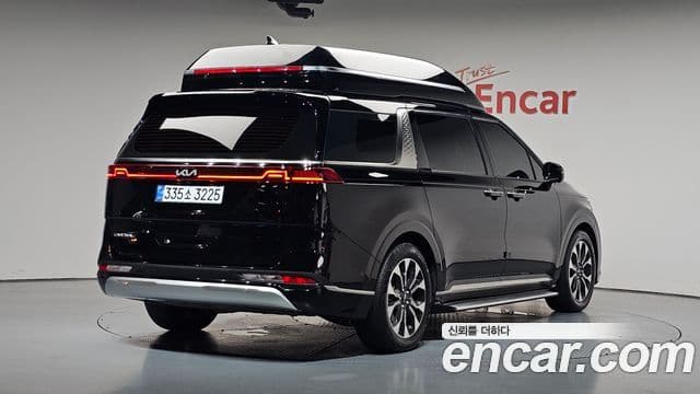 Kia Carnival 2023 — Şəkil 2/20