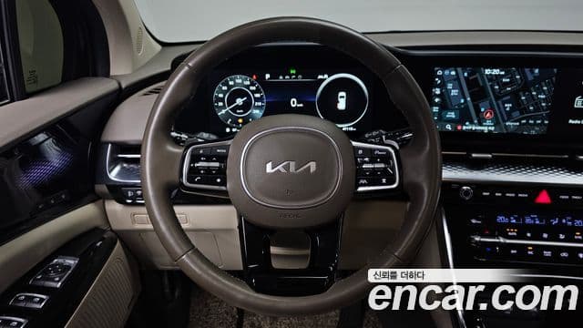 Kia Carnival 2023 — Şəkil 12/20