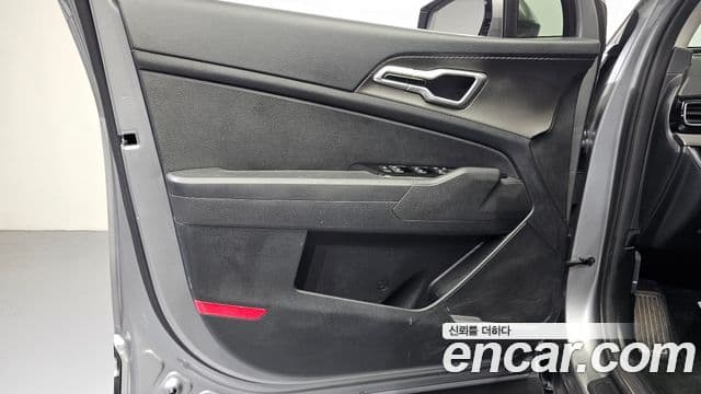 Kia Sportage 2022 — Photo 8/30
