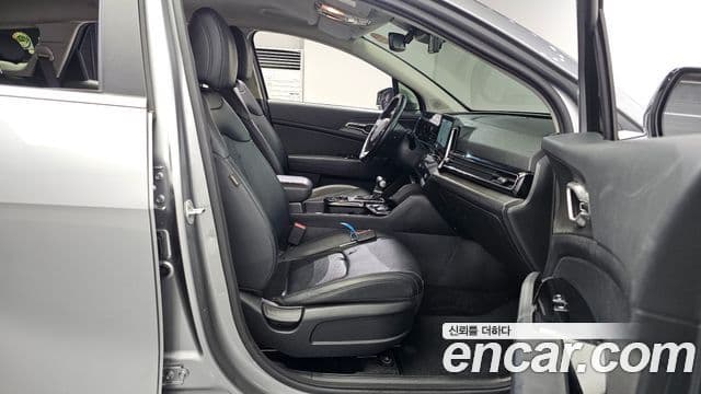 Kia Sportage 2022 — Photo 9/30