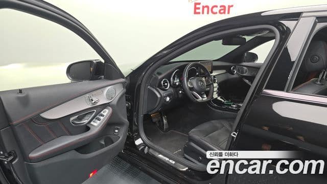 Mercedes-Benz C-Class 2018 — Şəkil 10/20