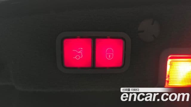 Mercedes-Benz C-Class 2018 — Şəkil 20/20