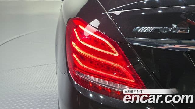 Mercedes-Benz C-Class 2018 — Şəkil 7/35