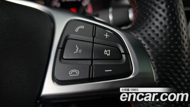 Mercedes-Benz C-Class 2018 — Şəkil 10/35