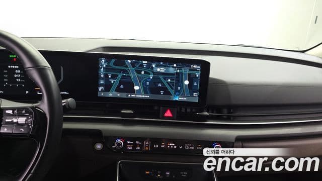 Kia Carnival 2025 — фото 15 из 20