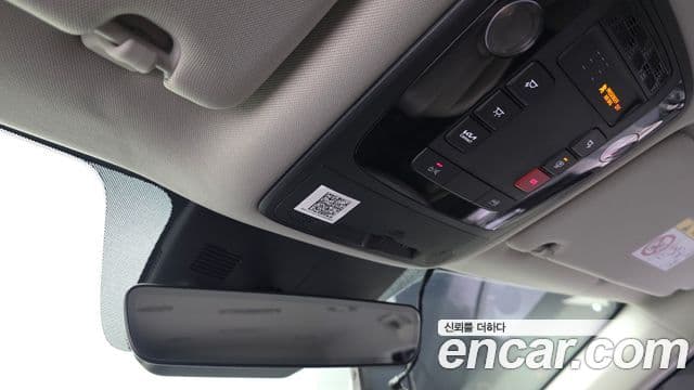 Kia Carnival 2025 — ფოტო 18/20