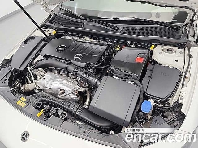 Mercedes-Benz A-Class 2023 — фото 4 из 20