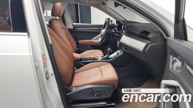 Audi Q3 2025 — Şəkil 17/34