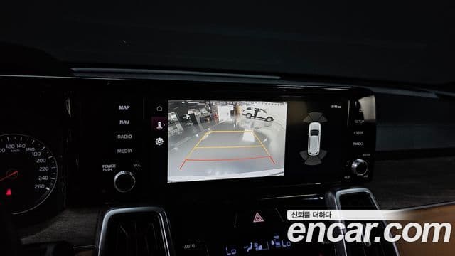 Kia Sorento 2020 — Фото 15/20