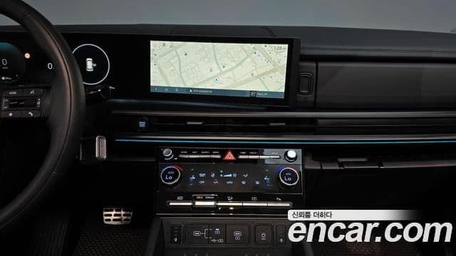 Hyundai Santa Fe 2024 — ფოტო 14/20