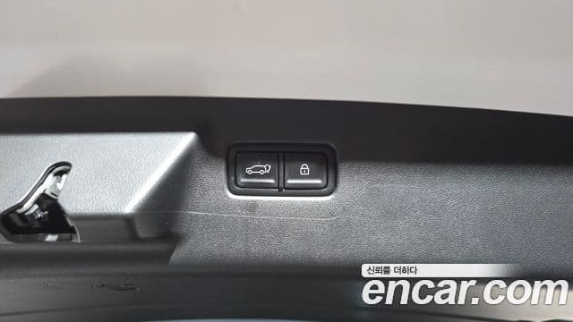 Hyundai Santa Fe 2024 — фото 20 из 20