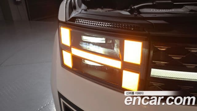 Hyundai Santa Fe 2024 — Photo 25/37