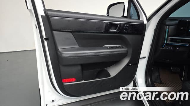 Hyundai Santa Fe 2024 — Photo 6/37
