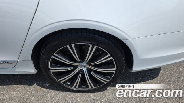 Volvo S90 2023 — Şəkil 13/20