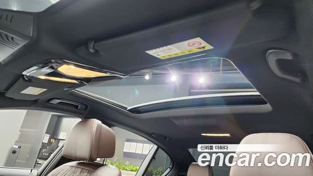 BMW 5 Series 2019 — Şəkil 18/20