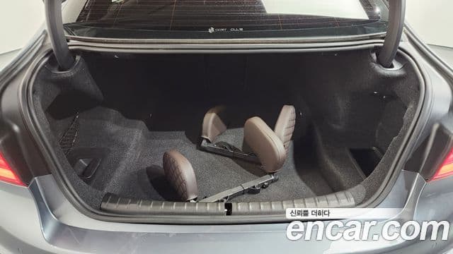 BMW 5 Series 2019 — Şəkil 20/20