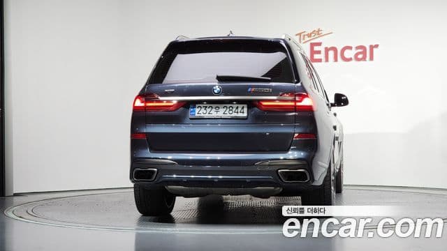 BMW X7 2020 — Photo 4/20