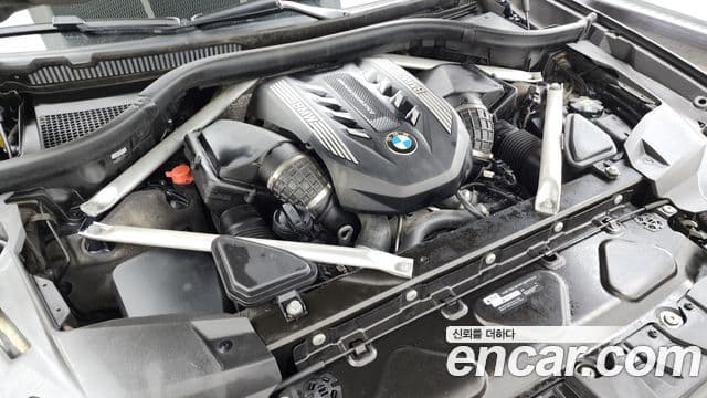 BMW X7 2020 — Photo 14/20