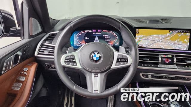 BMW X7 2020 — Photo 16/20
