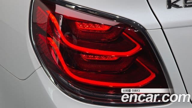 Kia The K9 2019 — Photo 28/33