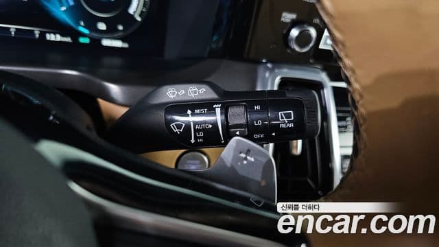 Kia Sorento 2022 — Şəkil 18/20