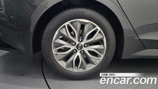 Kia K5 2020 — Şəkil 5/20