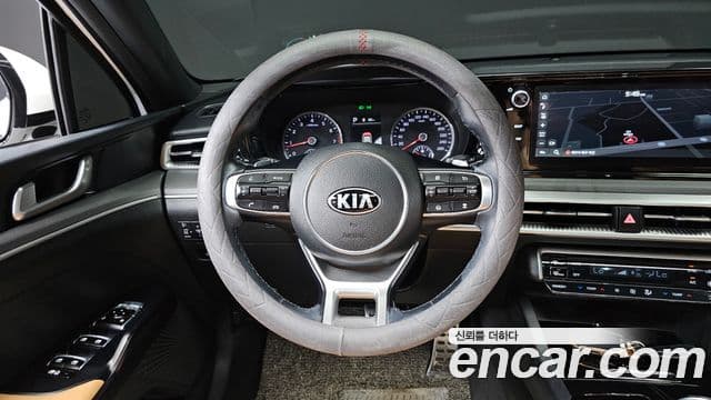 Kia K5 2019 — фото 11 из 20