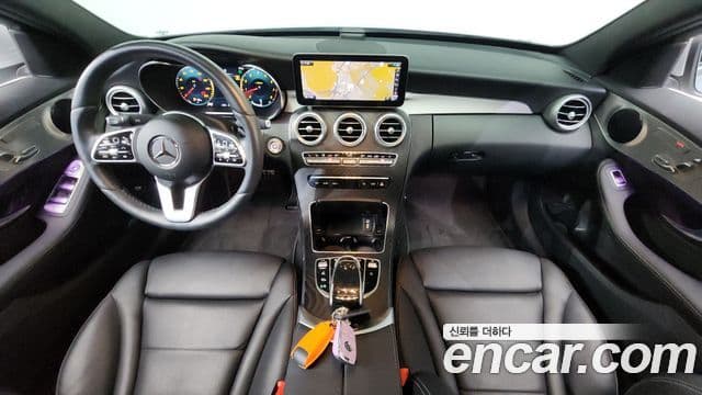 Mercedes-Benz C-Class 2021 — Фото 10/20